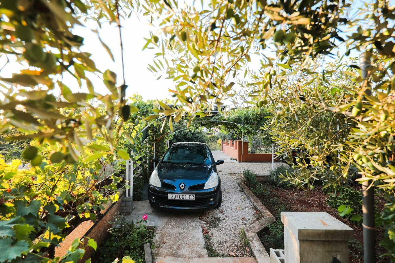 Apartman Antisin Zara Esterno foto