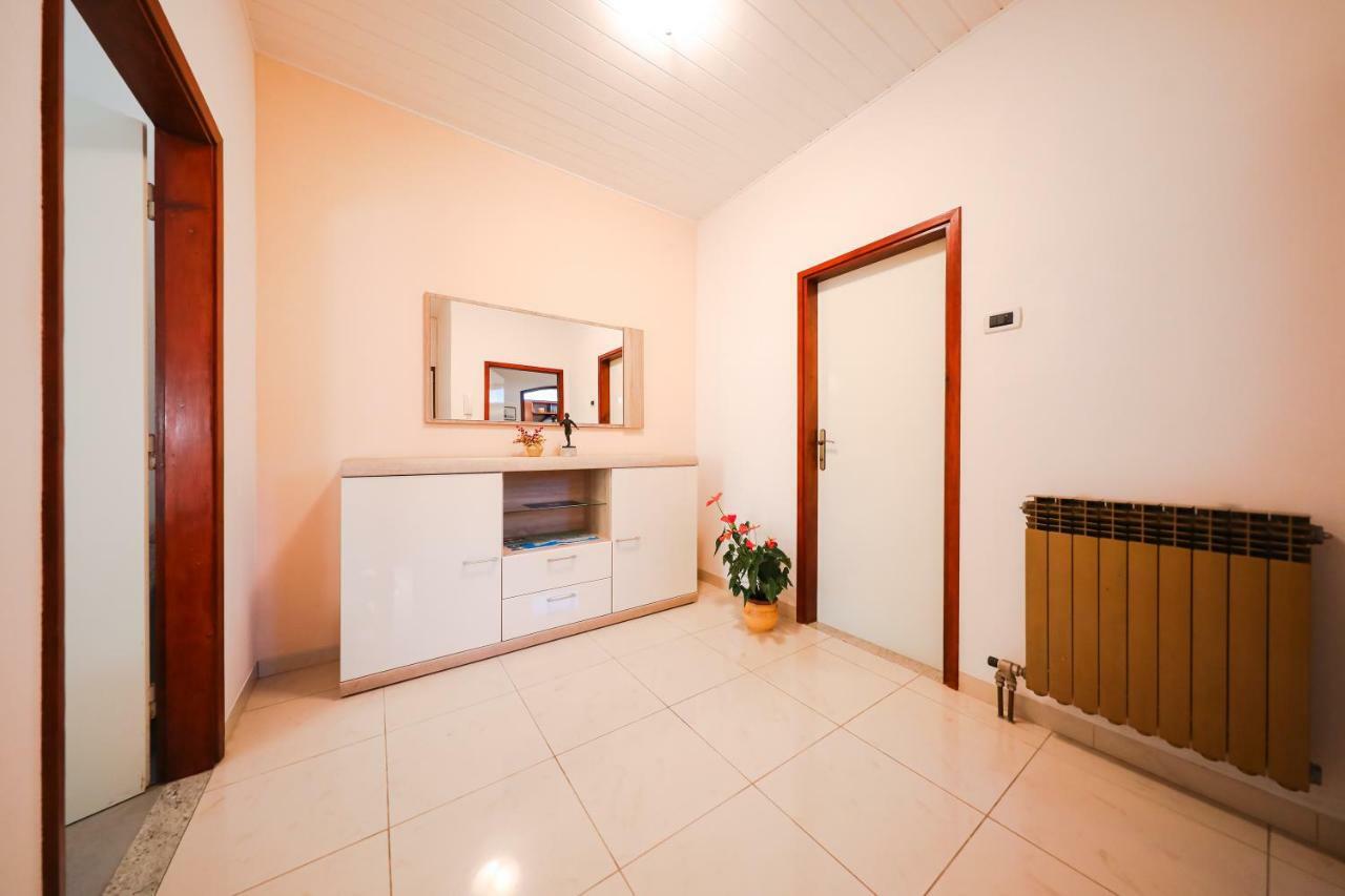 Apartman Antisin Zara Esterno foto