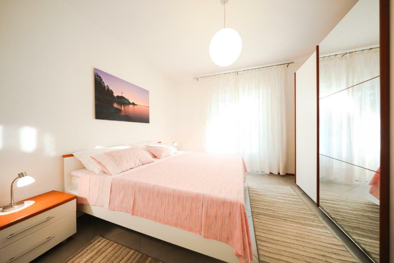 Apartman Antisin Zara Esterno foto