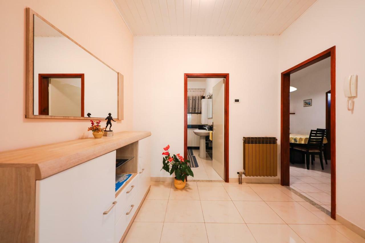 Apartman Antisin Zara Esterno foto